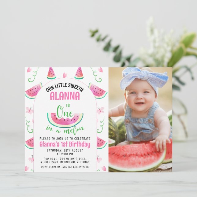 Foto Rosa eins in einem Melone 1. Geburtstag Einladung (Stehend Vorderseite)