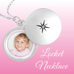 Foto rosa und weiß personalisiert hinzufügen medaillon<br><div class="desc">Personalisierte Uhrenkklettgeschenk. Ersetzen Sie das Foto durch Ihr eigenes. Rosa und weiß.</div>