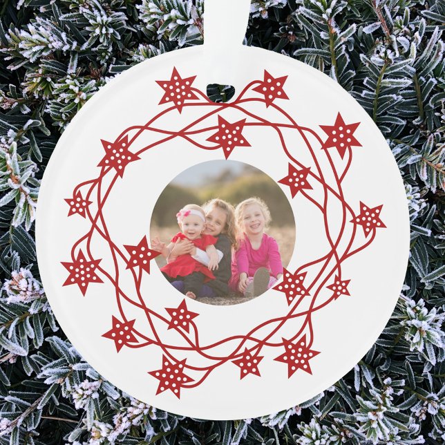 Foto Star Wreath Scandinavien Ornament (Scandinavian star wreath red and white family photo Christmas ornament)