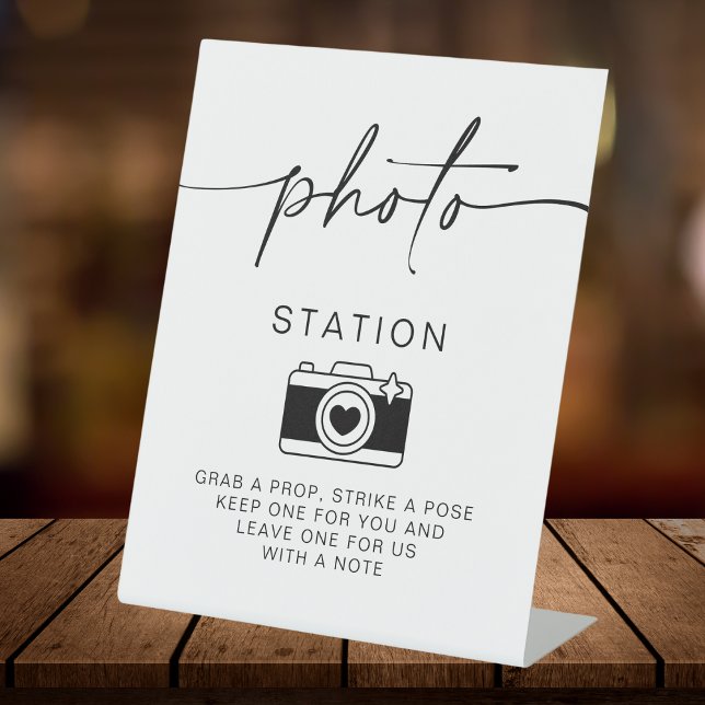 Foto Station Minimalistische Hochzeitsschrift Sockelschild (Von Creator hochgeladen)
