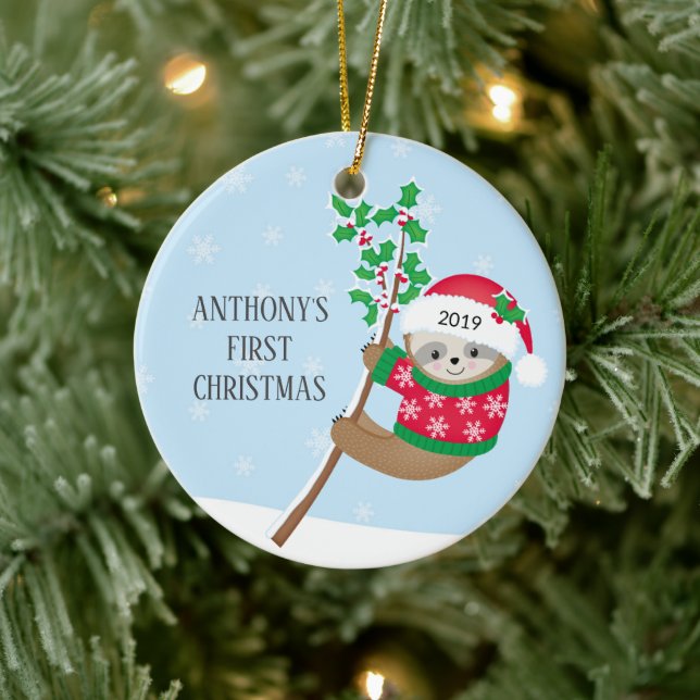 Foto Sweet Sloth Baby's First Christmas Ornament (Baum)