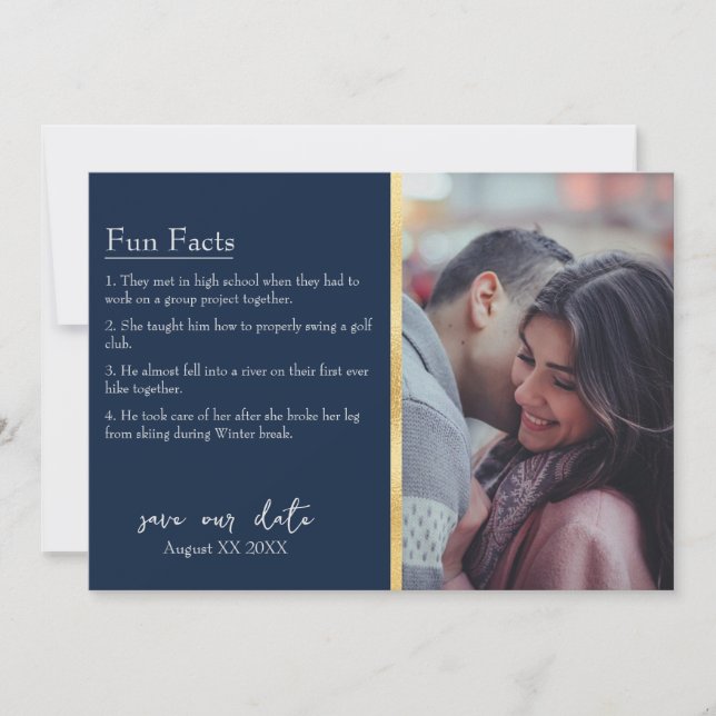 Foto über Braut und Groom Facts über Navy Blue Einladung (Vorderseite)