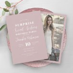 Foto-ÜBERRASCHUNG Rose mit schlichter Rosette 16 Einladung<br><div class="desc">Elegante 16 . Geburtstag Birthday Party Einladungsvorlage mit benutzerdefiniertem Foto & modernem Typografie-Skript.</div>