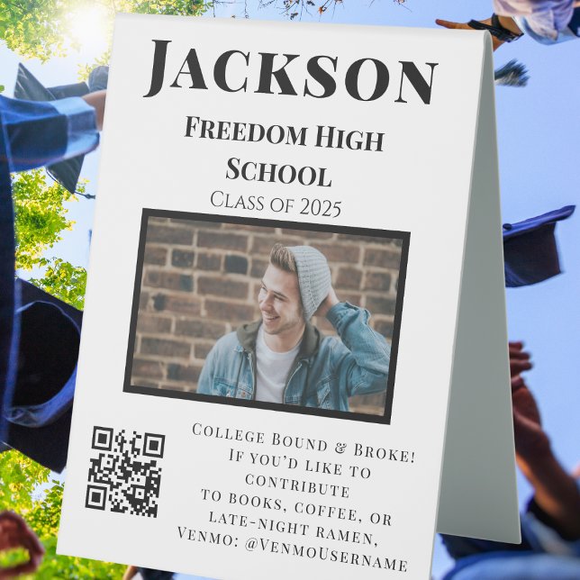 Foto Uni Fonds QR Code Graduation Party Funny Tischaufsteller (Von Creator hochgeladen)