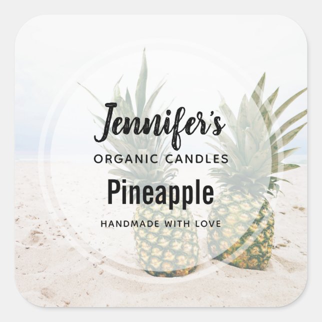 Foto von 2 Ananas auf einem Strandkandle Business Quadratischer Aufkleber (Vorderseite)