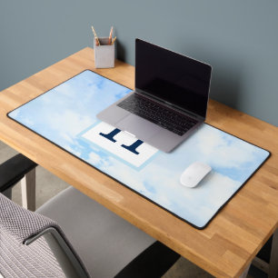 Foto von Blue Sky Eleganter Single Initial Schreibtischunterlage