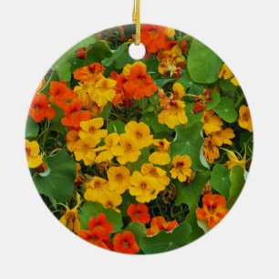 Foto von Blumengelb und Orangen Nasturtien Keramik Ornament