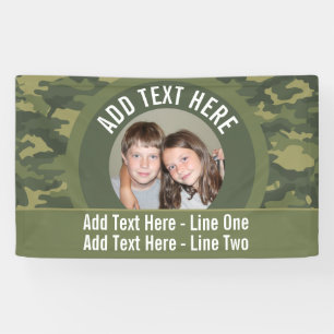 Foto von With Camouflage Green and Custom Text Banner