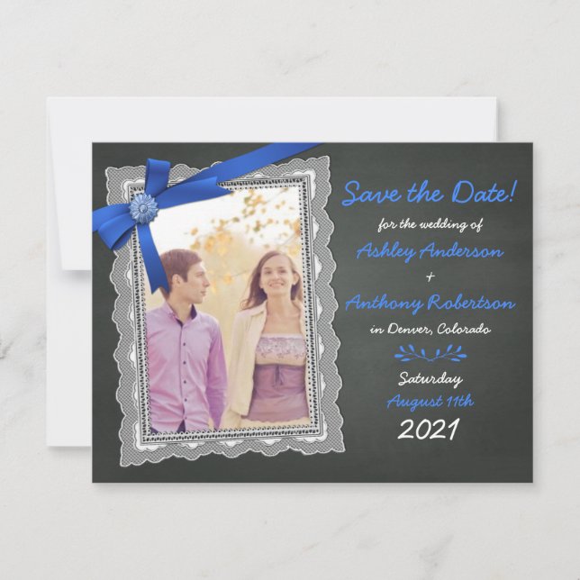 Foto Wedding Save the Date Chalkboard Blue Bow Einladung (Vorderseite)