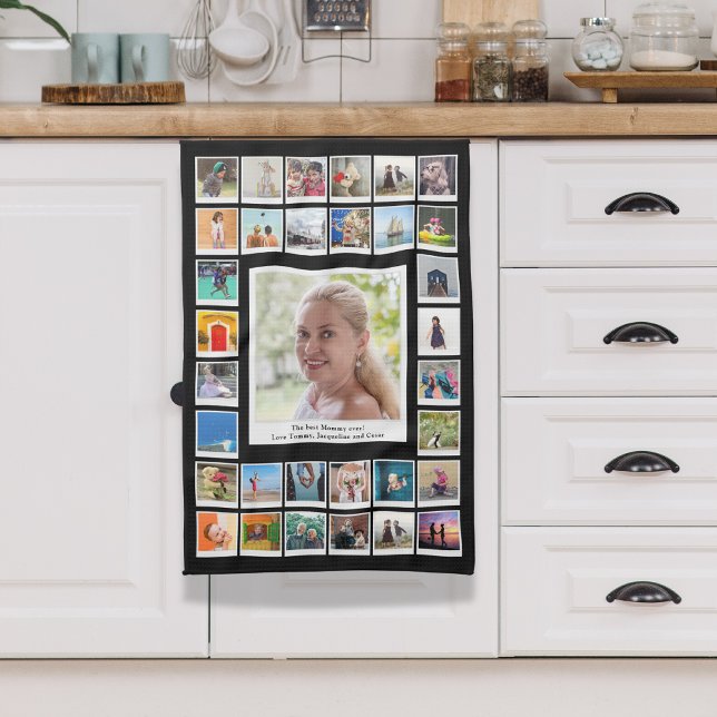 FotoCollage Geschirrtuch (Mom photo collage kitchen towel hanging on kitchen cabinet door.)