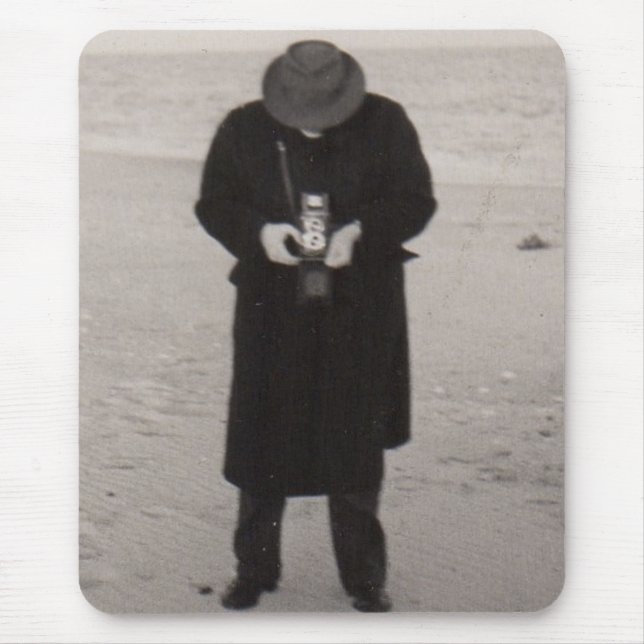 Fotograf der 40er Jahre am Strand Mousepad (Vorne)
