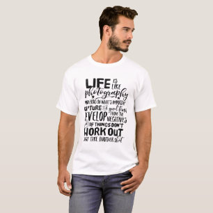 Fotograf mit Inspiration für Lebenskostenrechnung T-Shirt