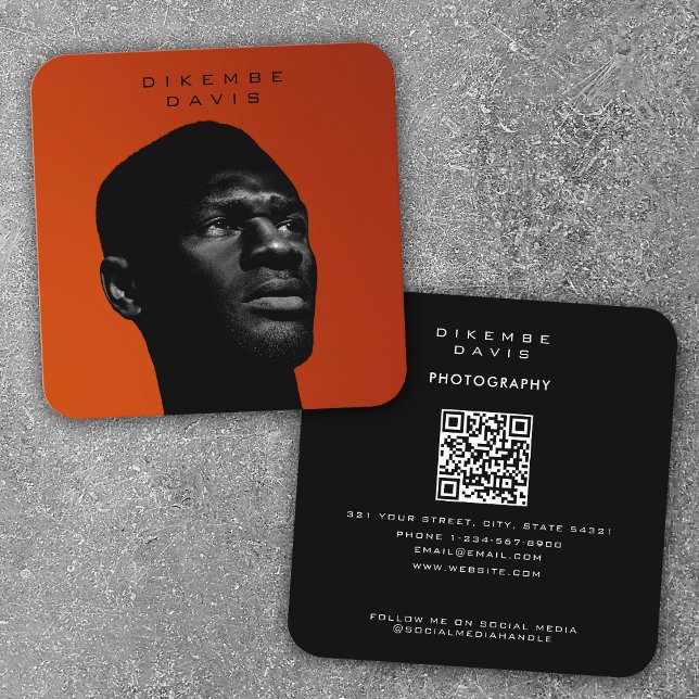 Fotografie Trendy Stylish Full Foto QR Code Quadratische Visitenkarte (Von Creator hochgeladen)