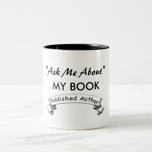 FRAGEN SIE MICH ÜBER MEIN BUCH, ERSCHIENENE ZWEIFARBIGE TASSE (Mittel)