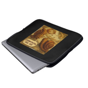 Fragende Schnecke & Michelangelo Parodie Cartoon  Laptopschutzhülle