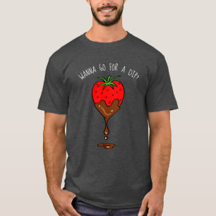 Fraise drôle du T-shirts   plongée en chocolat