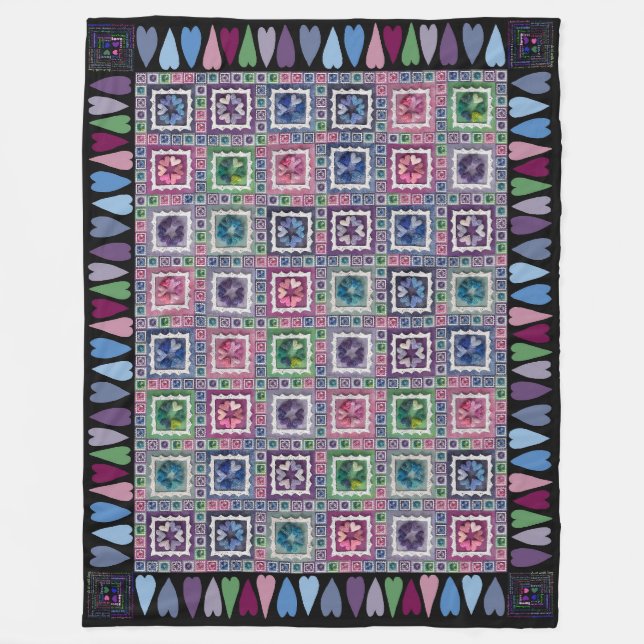 Framed Hearts Patchwork Fleece Blanket (Vorderseite)