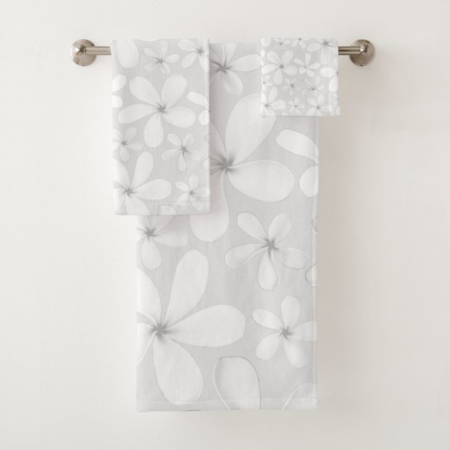 Frangipani Blume Dream #2 #floral #wall #decor Badhandtuch Set (Insitu)
