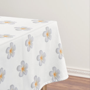 Frangipani Plumeria Blume auf Weiß Tischdecke