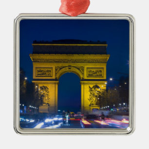 Frankreich, Paris. Der Arc de Triomphe und die Silbernes Ornament