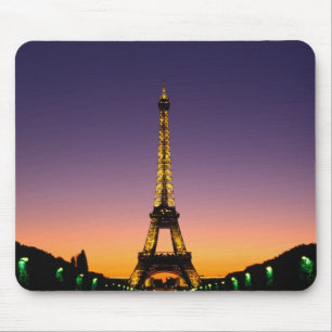Frankreich, Paris, Eiffelturm bei Sonnenuntergang. Mousepad