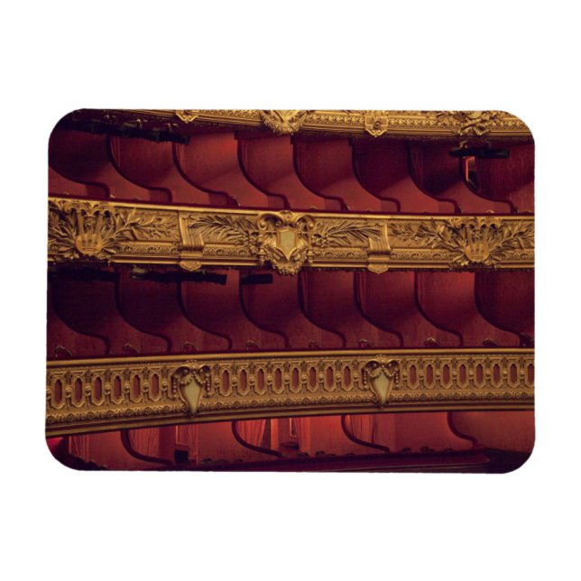 Frankreich, Paris Eingeschränkte Sicht auf die Bal Magnet (Horizontal)