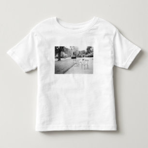 FRANKREICH, Paris: Luxemburger Garten Statue von Kleinkind T-shirt