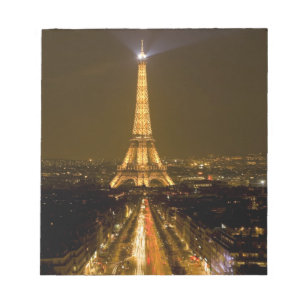 Frankreich, Paris. Nachtansicht des Eiffelturms Notizblock