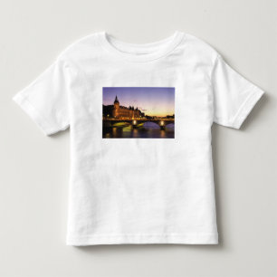 Frankreich, Paris, Seine und Conciergerie bei Kleinkind T-shirt