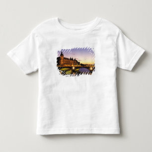 Frankreich, Paris, Seine und Conciergerie bei Kleinkind T-shirt