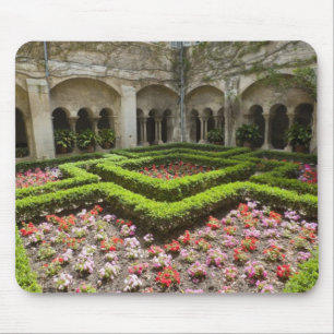Frankreich, Provence, St. Remy-de-Provence. Garten Mousepad