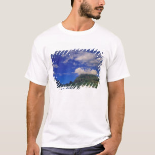 Französisch-Polynesien, Moorea. Cooks Bay. Kreuzfa T-Shirt