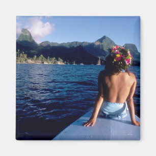 Französisch-Polynesien, Moorea. Frau genießt den B Magnet