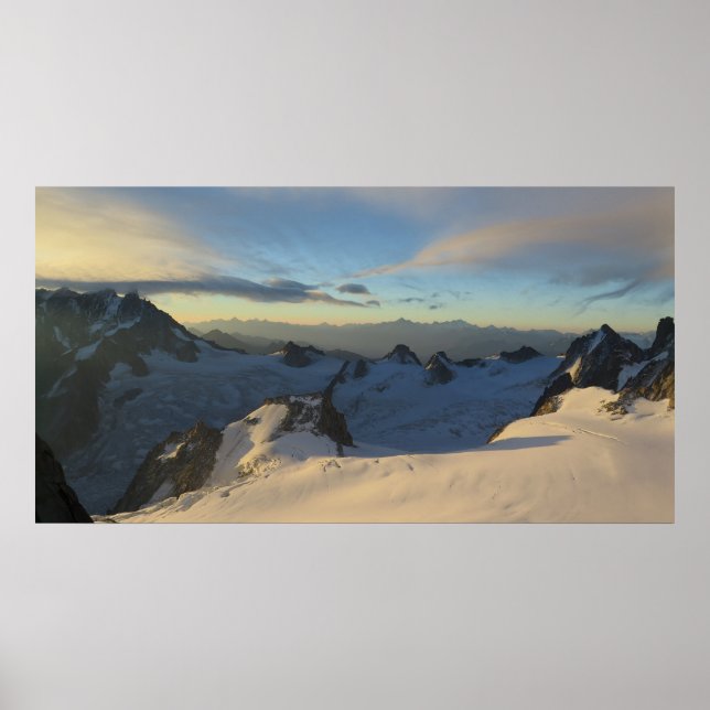 Französische Alpen Chamonix Sonnenaufgang Poster (Vorne)
