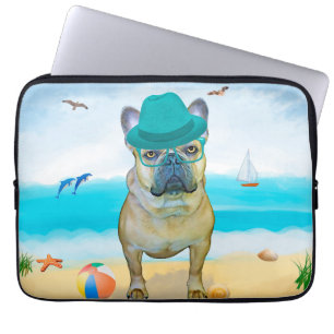 Französischer Bulldog am Strand Laptopschutzhülle