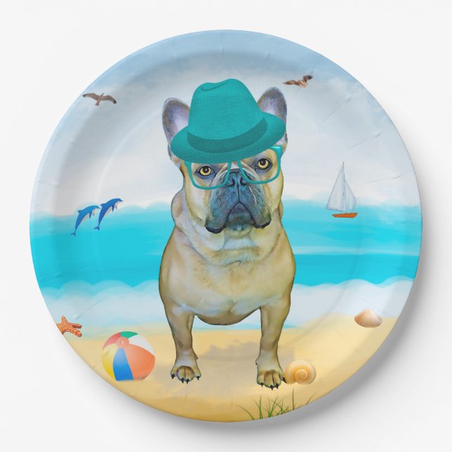 Französischer Bulldog am Strand Pappteller (Vorderseite)