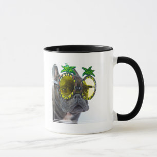 Französischer Bulldog am Strand Tasse