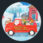 Französischer Bulldog in Christmas Delivery Truck  Runder Aufkleber<br><div class="desc">Eine perfekte Weihnachtsgeschenkidee für jemanden,  der Hunde Liebe. Dieser niedliche Hund sitzt im weihnachtlichen Lieferwagen und ist ein Geschenk für Ihre Freunde oder Familie,  die Liebe haben oder Hunde besitzen.</div>