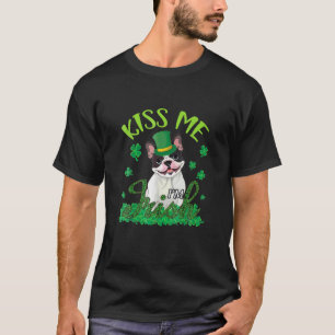Französischer Bulldog mit Kleeblättern Küss mir, i T-Shirt