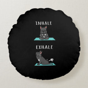 Französischer Bulldog Yoga Inhale Exhale Funny Dog Rundes Kissen