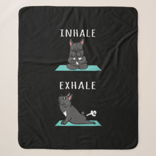 Französischer Bulldog Yoga Inhale Exhale Funny Dog Sherpadecke