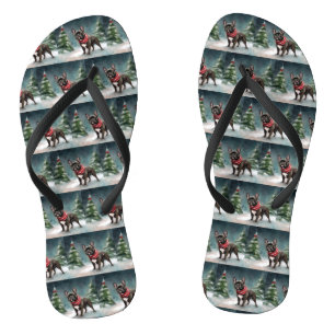 Französischer Bulldog zu Weihnachten im Schnee Flip Flops