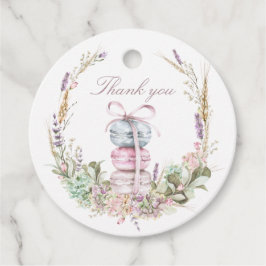 Französischer Stack von Macarons im Kranz danke Geschenkanhänger