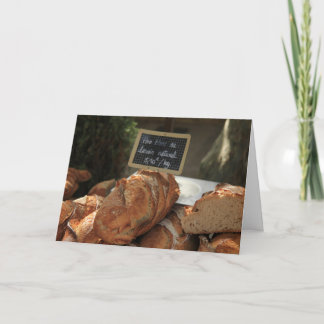 Französisches Brot an einem Marktplatz Karte