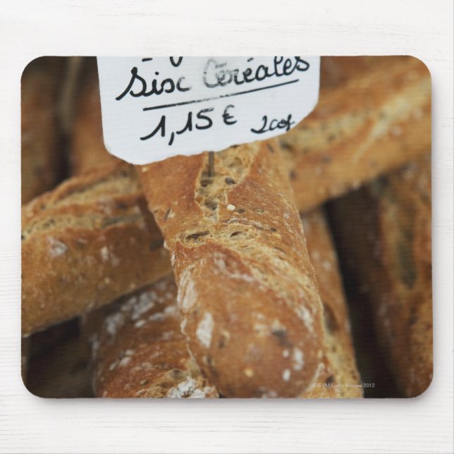 Französisches Brot auf dem Markt Mousepad (Vorne)