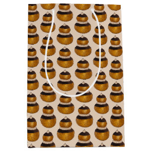 Französisches Religieuse-Choux-Gebäck-Dessert mit  Mittlere Geschenktüte