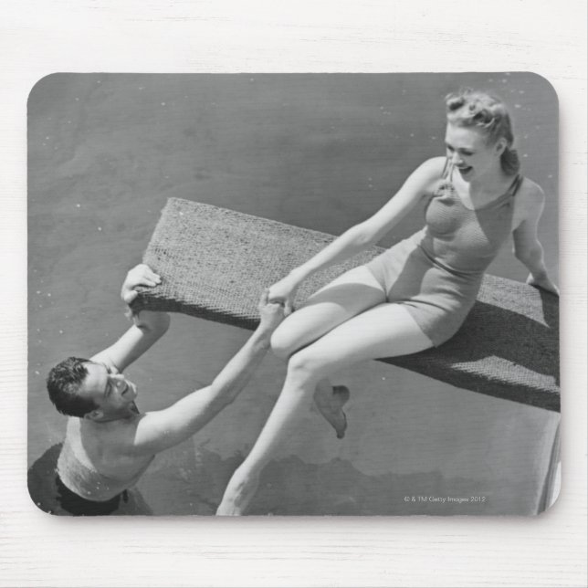 Frau auf Sprungbrett Mousepad (Vorne)