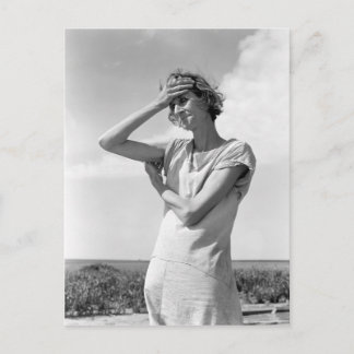 Frau der Hochebenen Postkarte