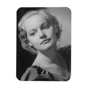 Frau, die 2 aufwirft magnet