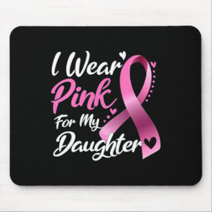 Frau, die ich für meine Tochter pink trage Mousepad